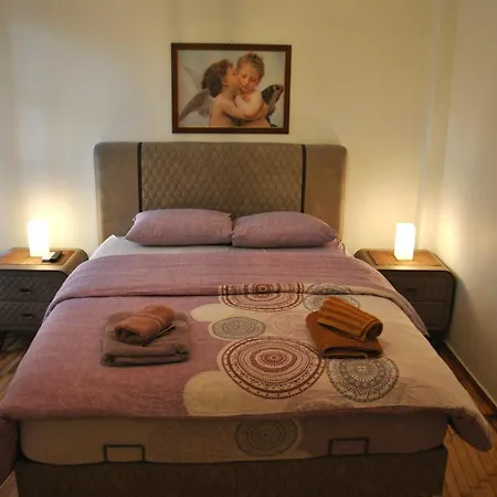 4 Seasons Breeze / Selanik