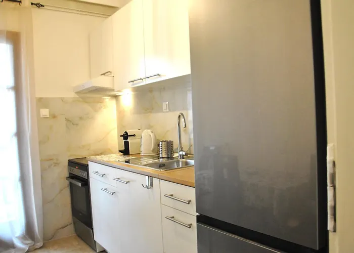 4 Seasons Breeze / Apartment Thessaloniki